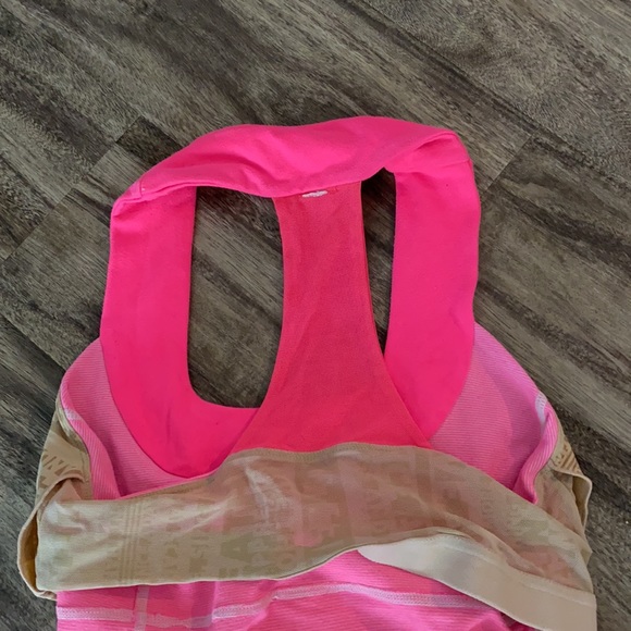Hot pink lululemon scoop neck - Picture 13 of 13